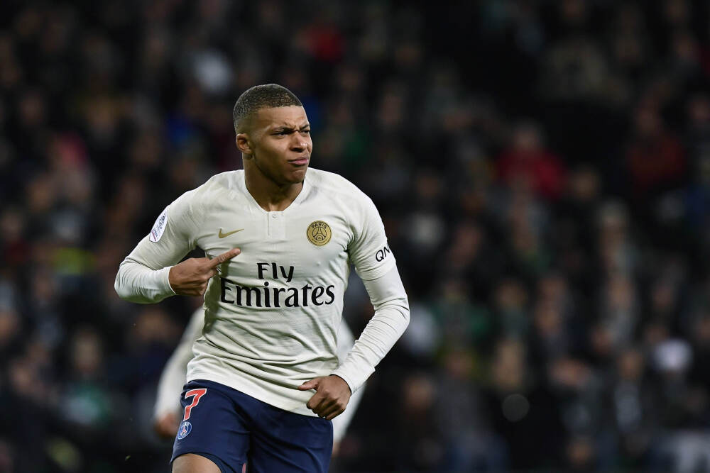 乌克兰情报局长为何直言“害怕中国武器”？揭秘中美军工实力对比背后的棋局